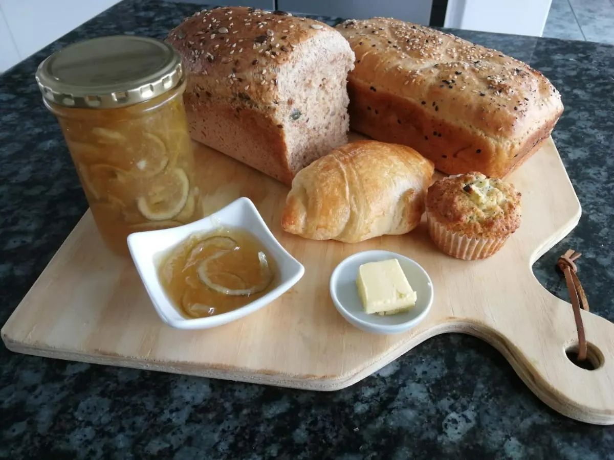 Admiralty Bed & Breakfast Muizenberg