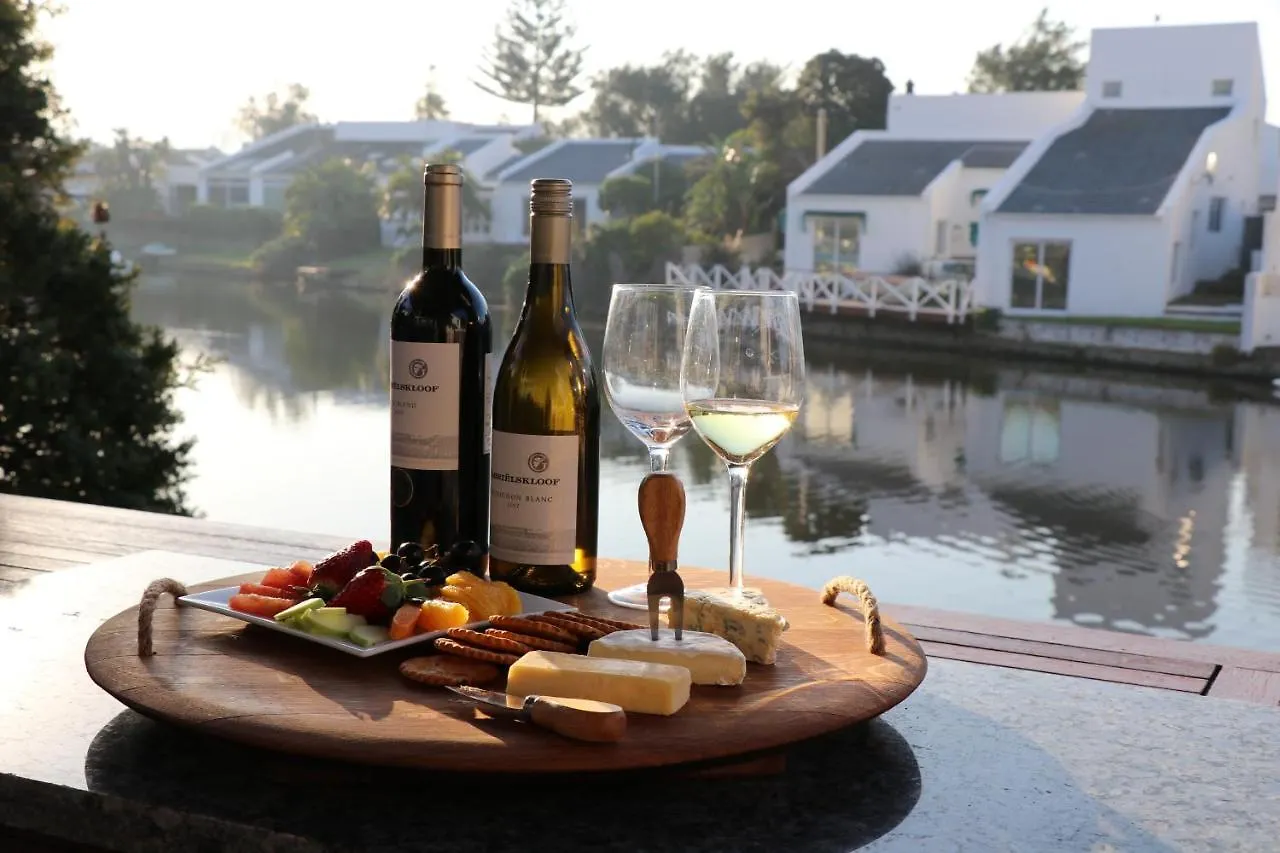 Admiralty Bed & Breakfast Muizenberg